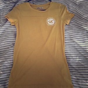 Hollister t-shirt